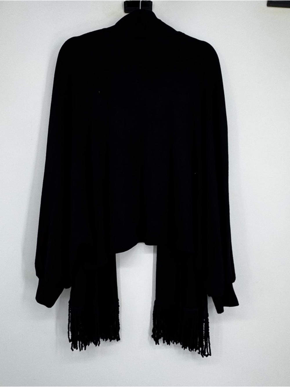 NETS Coco + Carmen One Size Black Cardigan w Fringe and Dolman Sleeves - Picture 10 of 15